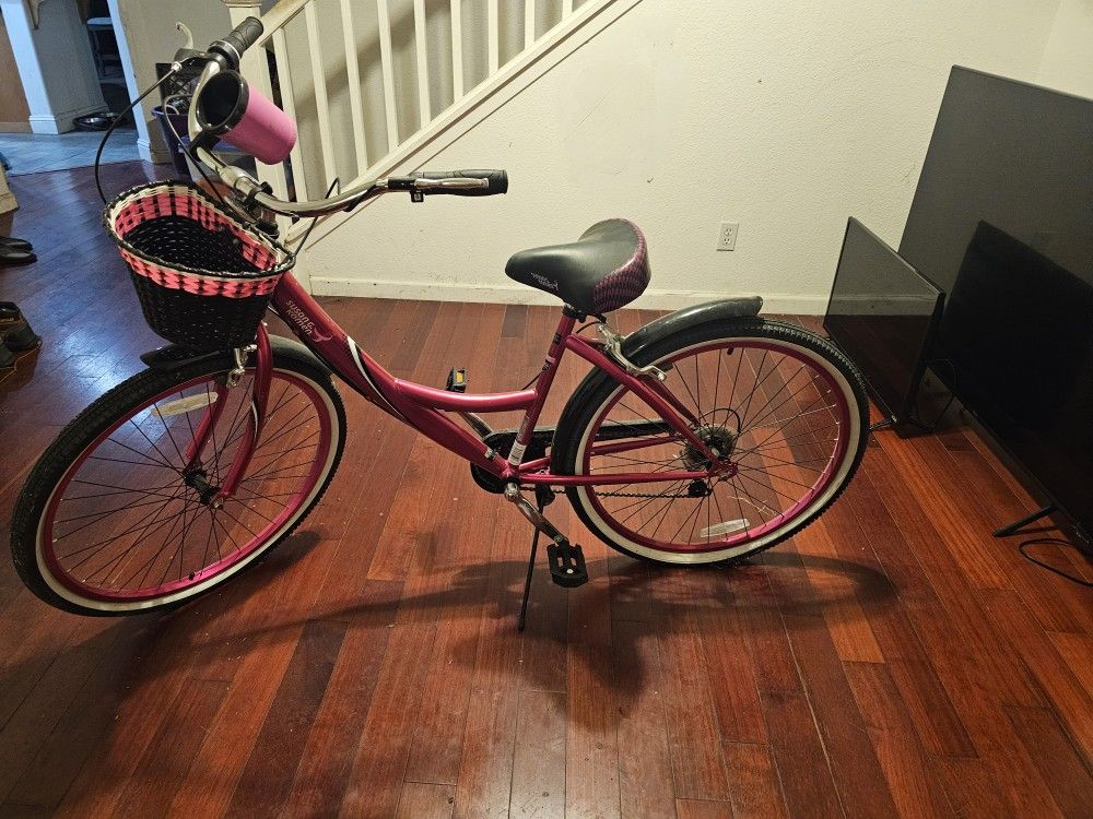 Susan G Komen Cruiser Bike