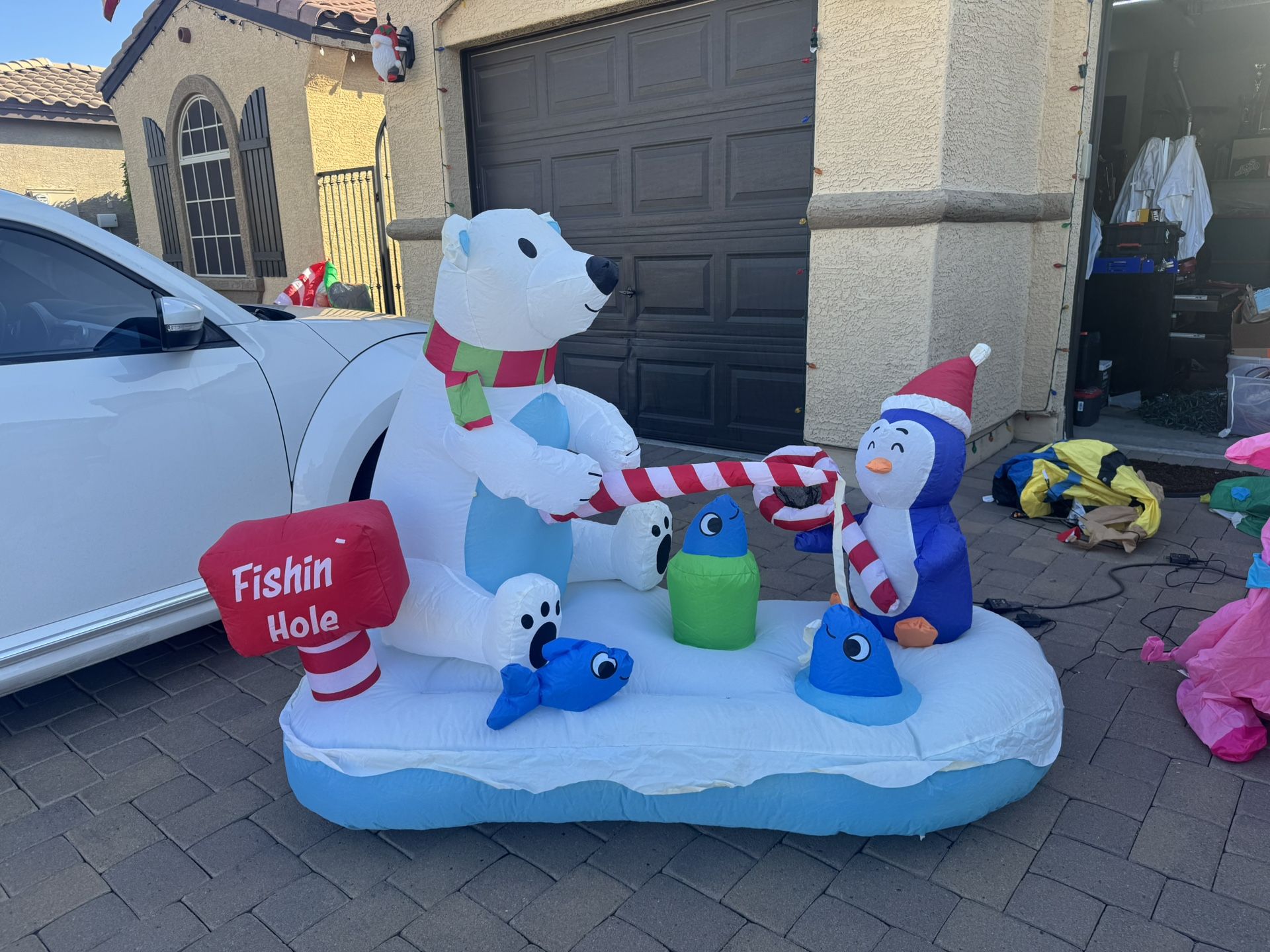 6 Inflatable Christmas Yard Decorations
