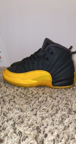 Air Jordan 12 Size 5.5Y