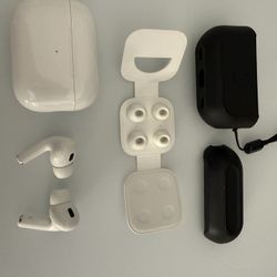 Airpods Pro 2 - with protective case 