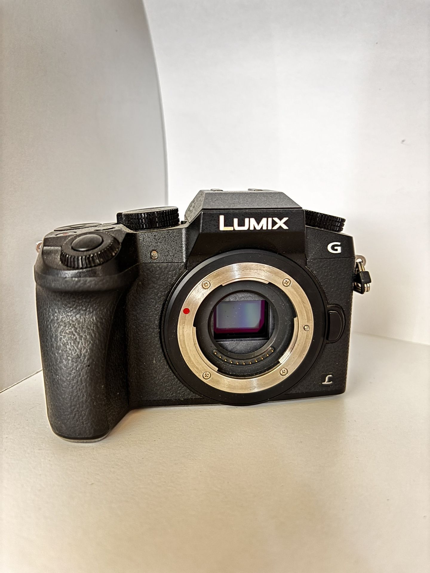 Panasonic LUMIX G7 (Body Only) - 4k Mirrorless Camera