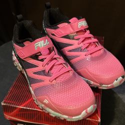Fila Tennis Shoes