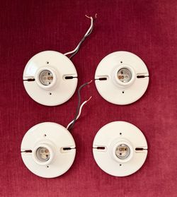 Set of 4 Porcelain Light Bulb Sockets