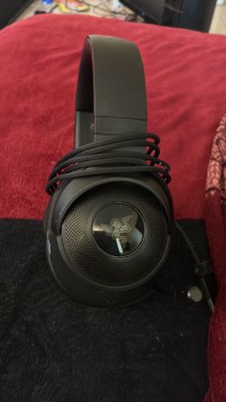 Razer Kraken V3 X Wired USB Gaming Headset: Lightweight Build Standard, Black