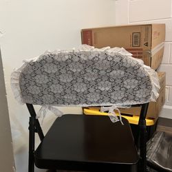 Folding chairs  Aesthetic folding chairs of white lace  Style vintage white color 70 pieces