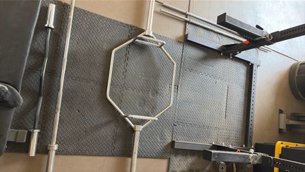 Squat Rack + Bars + Plates