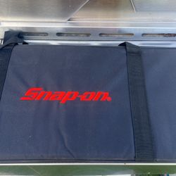 Snap On Horseshoe Game Set. New Never Used