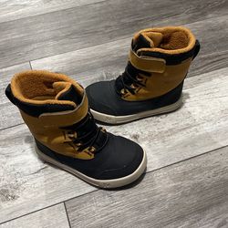 Snow Boots