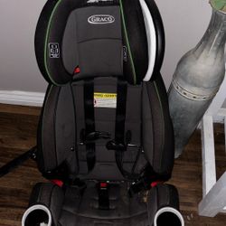 The Graco 4Ever DLX 4-in-1 Convertible Car Seat