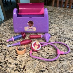 Doc McStuffins Medical Kit