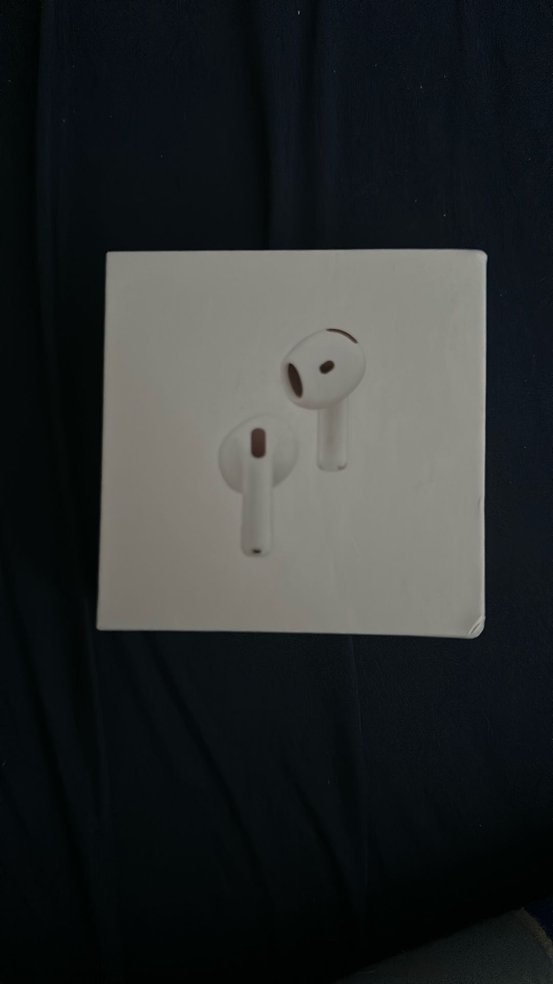 4th generation Airpods