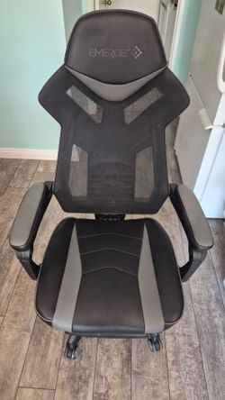 Emerge gaming chair