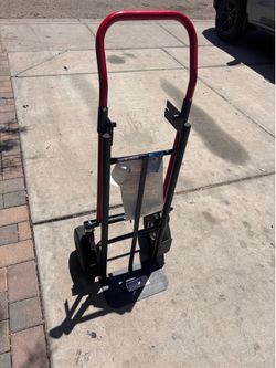 800 lbs. Capacity 2-in-1 Convertible Hand Truck