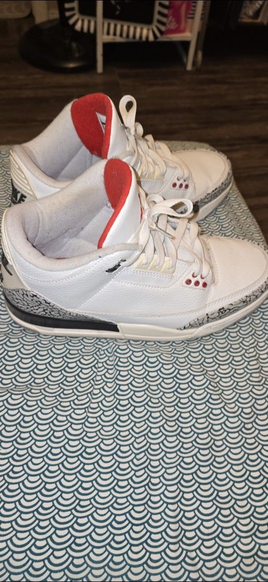 JORDAN 3S
