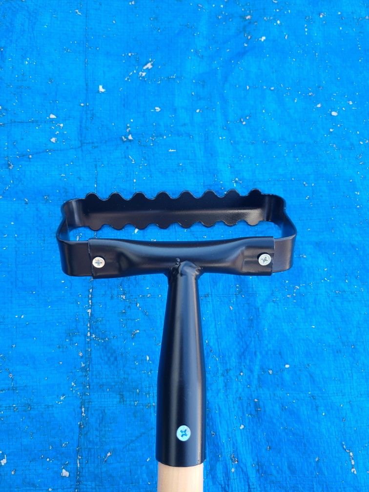 Hula Hoe with Wooden Handle