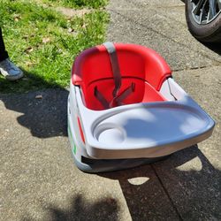 Booster Seat with tray and straps