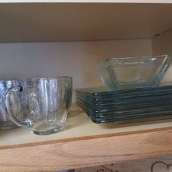 Plates, Mugs, And Bowls