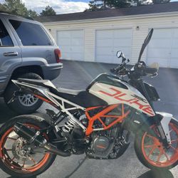 2019 KTM Duke 390