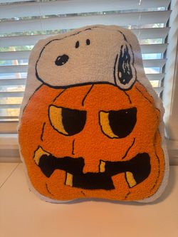 Snoopy Halloween Throw Pillows