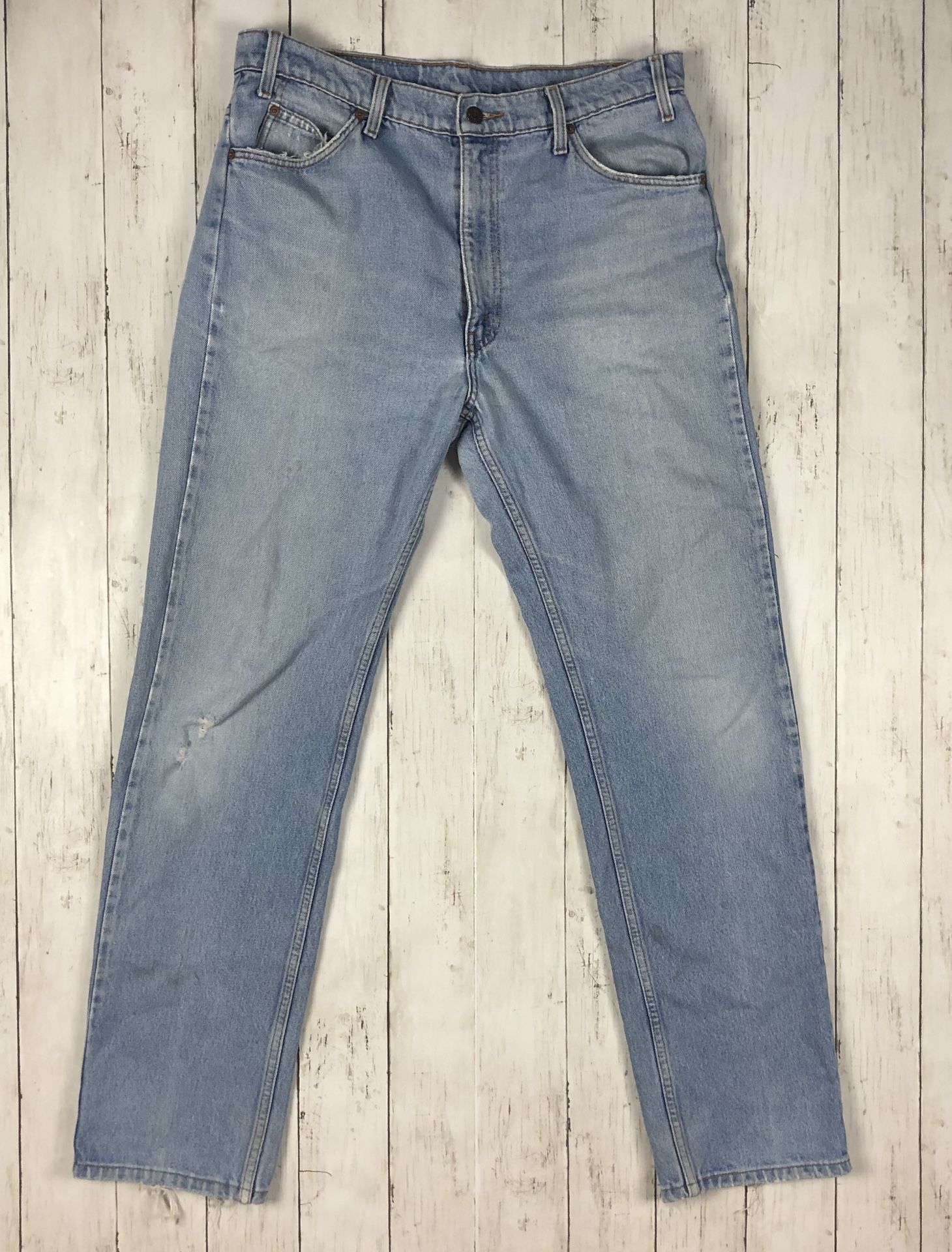 Vintage Levi’s 505 Orange Tab Lightwash Denim Jeans
