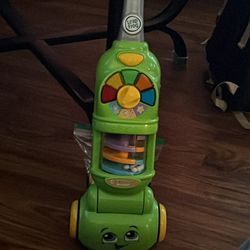 kids play vaccum