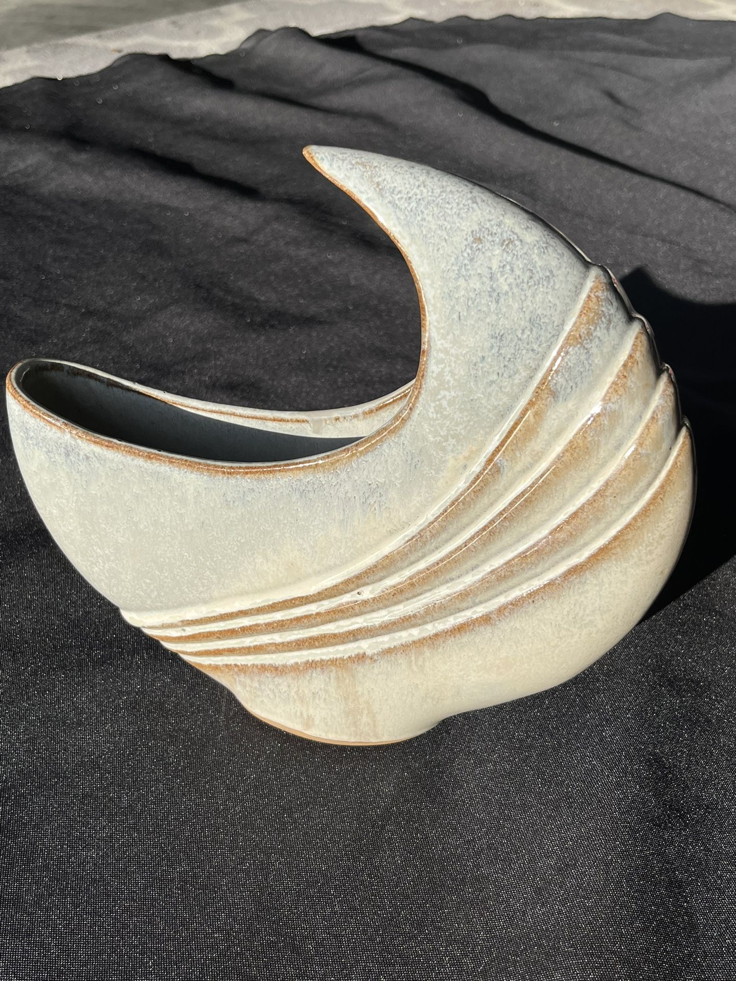Ikebana Moon Vase