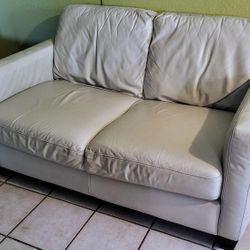 Natuzzi Editions Loveseat Sofa sillon Couch White Beige Leather Piel