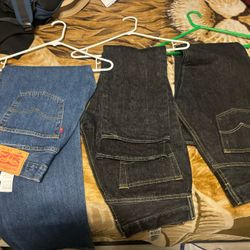 3 Levi’s 32x32 25 Each One Or 75 For All