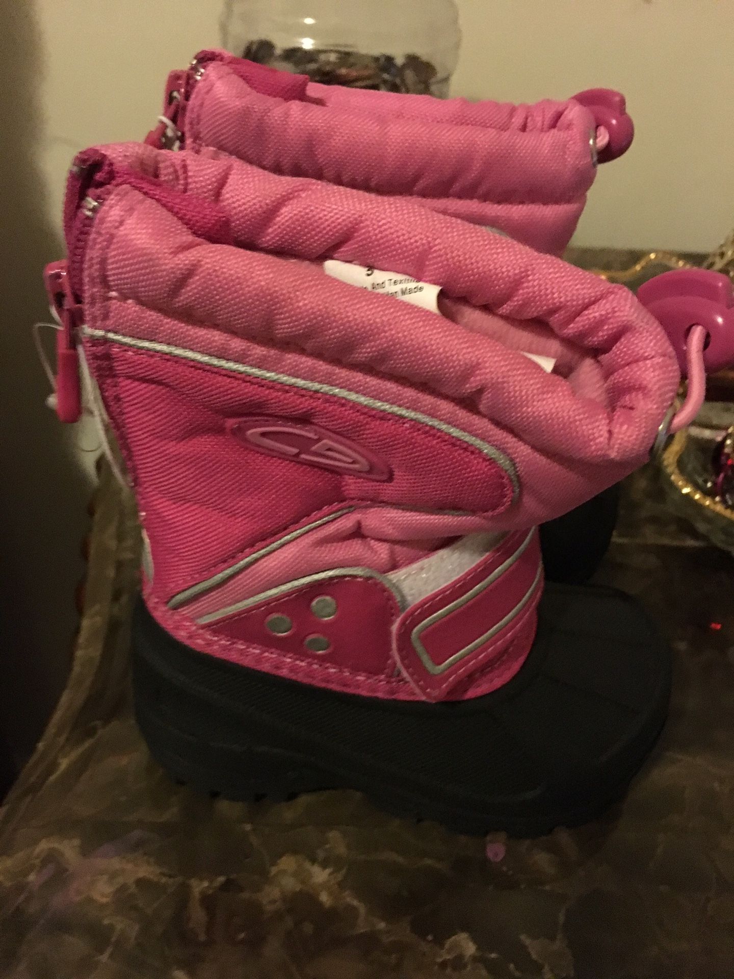 Baby snow boots size 5