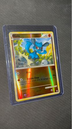 Pokemon Cards Platinum Reverse Holo Riolu