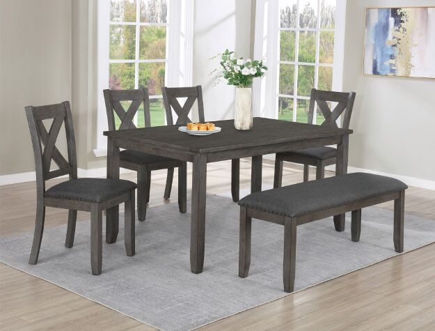 Brand new Dining Room Set. 6 pc. 4 chairs + the Bench + the table.