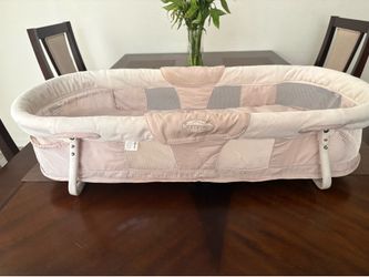 Summer Infant By Your Side Portable Bassinet / Co-Sleeper