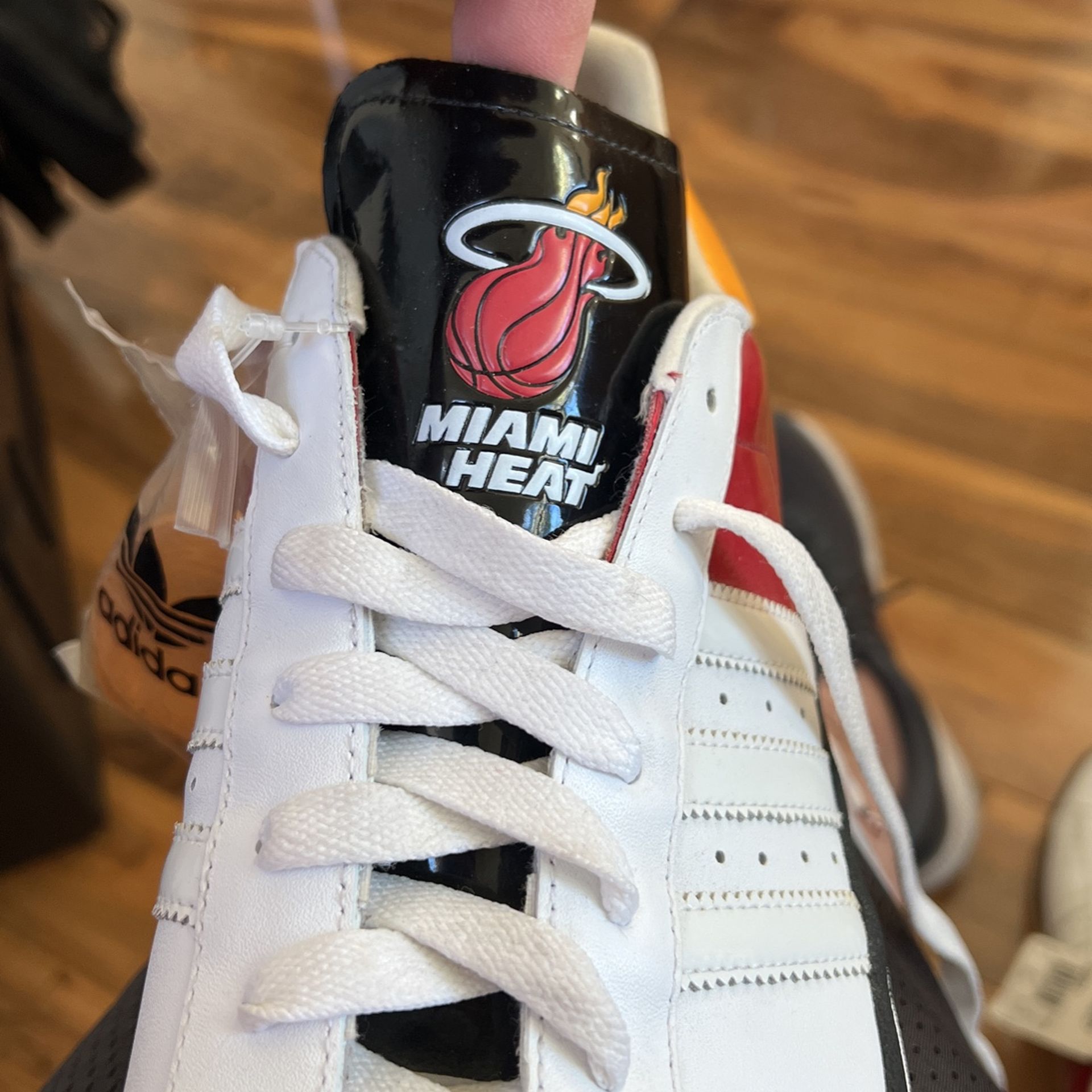 2007 Miami Heat Adidas Shoes Sz 16 - www.erdenetinfo.mn