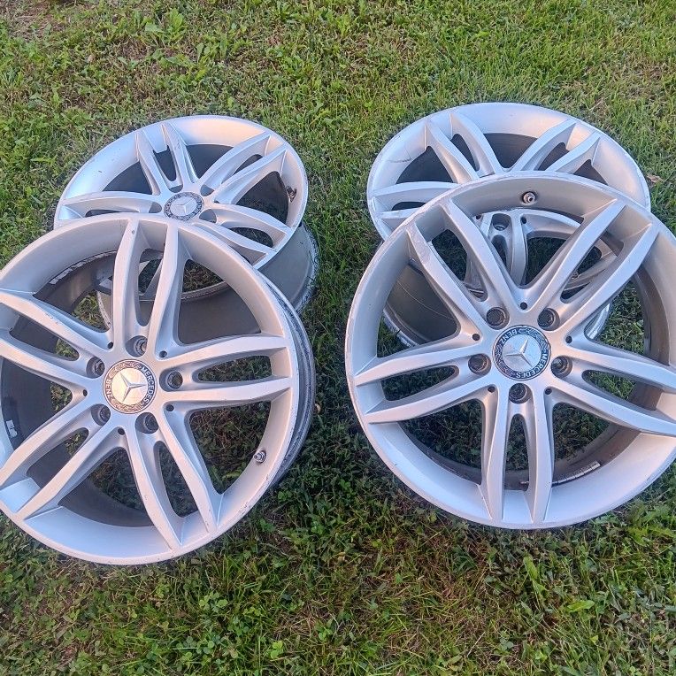 Mercedes 17 Inch Rim 