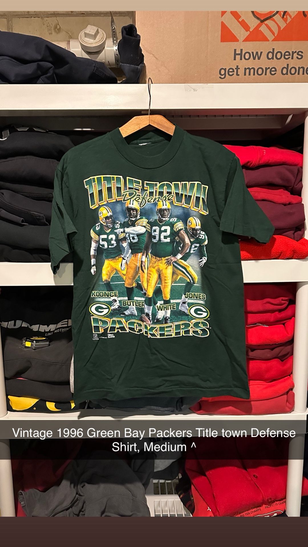 Vintage 90s Green Bay Packers Title Town Defense Singles stitched Green Mens Medium Shirt