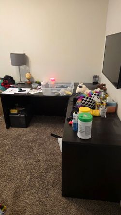 Free desk