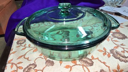 Anchor Hocking Green 2 QT Casserole Dish Vintage 9" Lidded Glass Round Ovenware M4D213