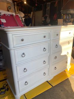 double dresser