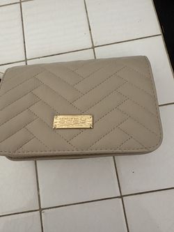 BEBE CHAIN STRAP PURSE