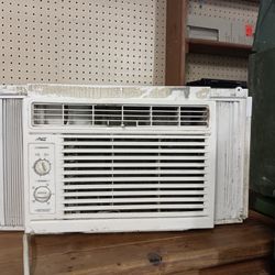 Arctic King AC Window Unit