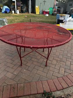 Metal table