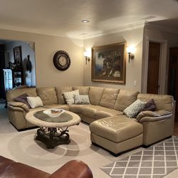 Great Sectional Couch 