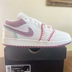 Jordan 1 Low GS Size 6Y | NEW