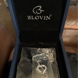 Blovin Treble Clef Heart Necklace 