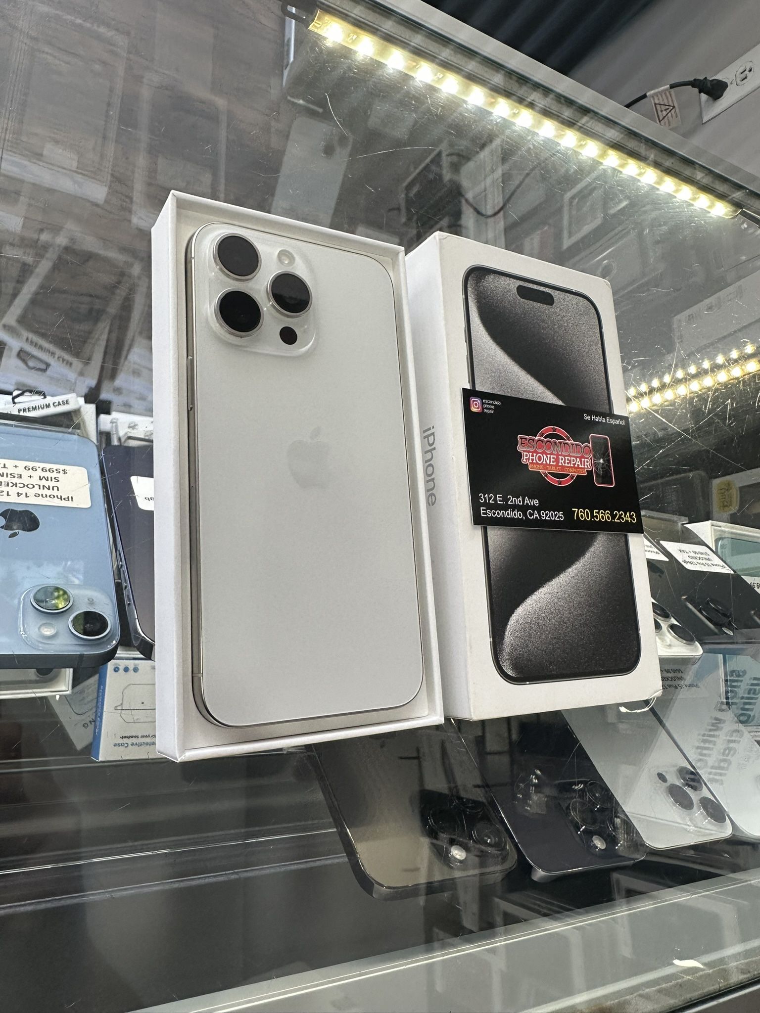 iPhone 15 Pro Max 256gb 100% Battery Health 