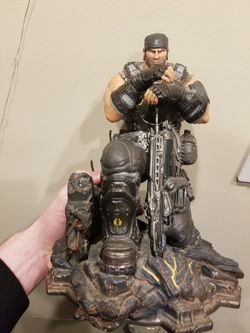 Gears of War statue Limited Edition