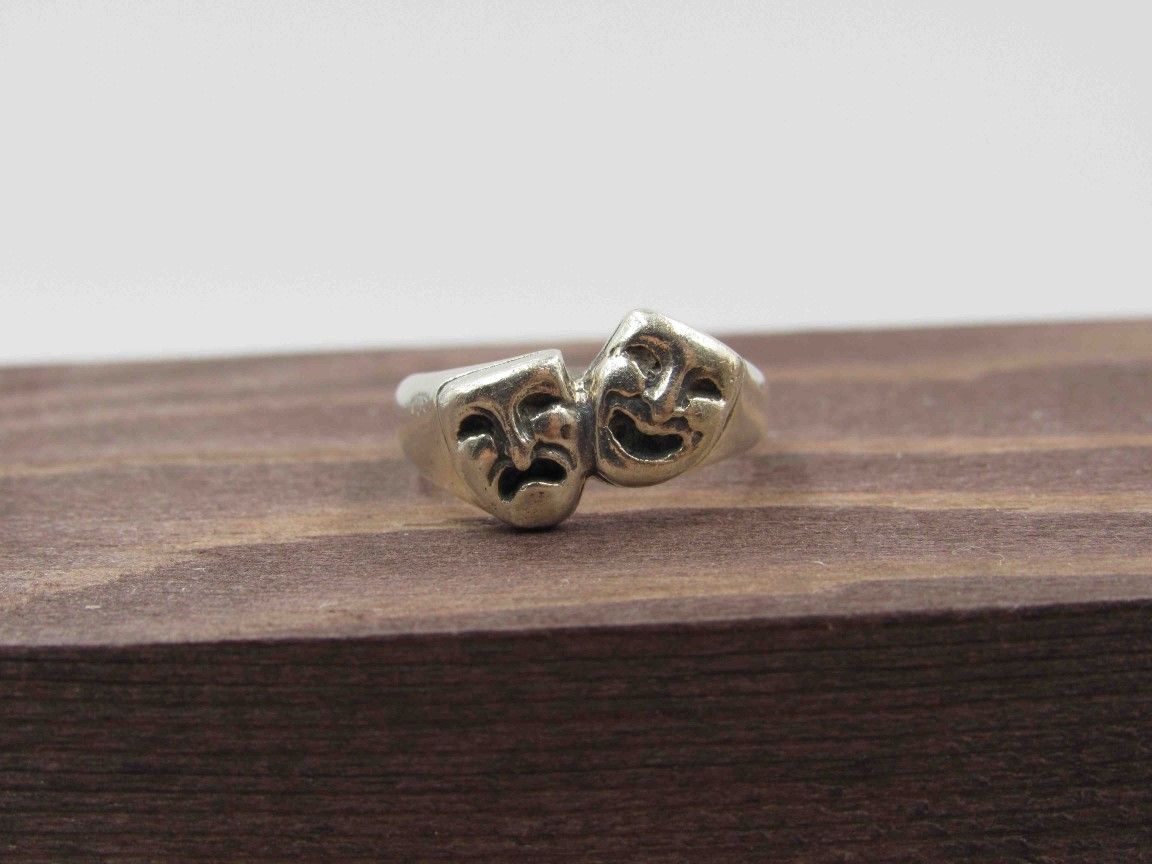 Size 4.5 Sterling Silver Theater Masks Band Ring Vintage Statement Engagement Wedding Promise Anniversary Bridal Cocktail Friendship