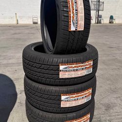 225/45ZR19 Set Of 4 Arroyo New Tires 