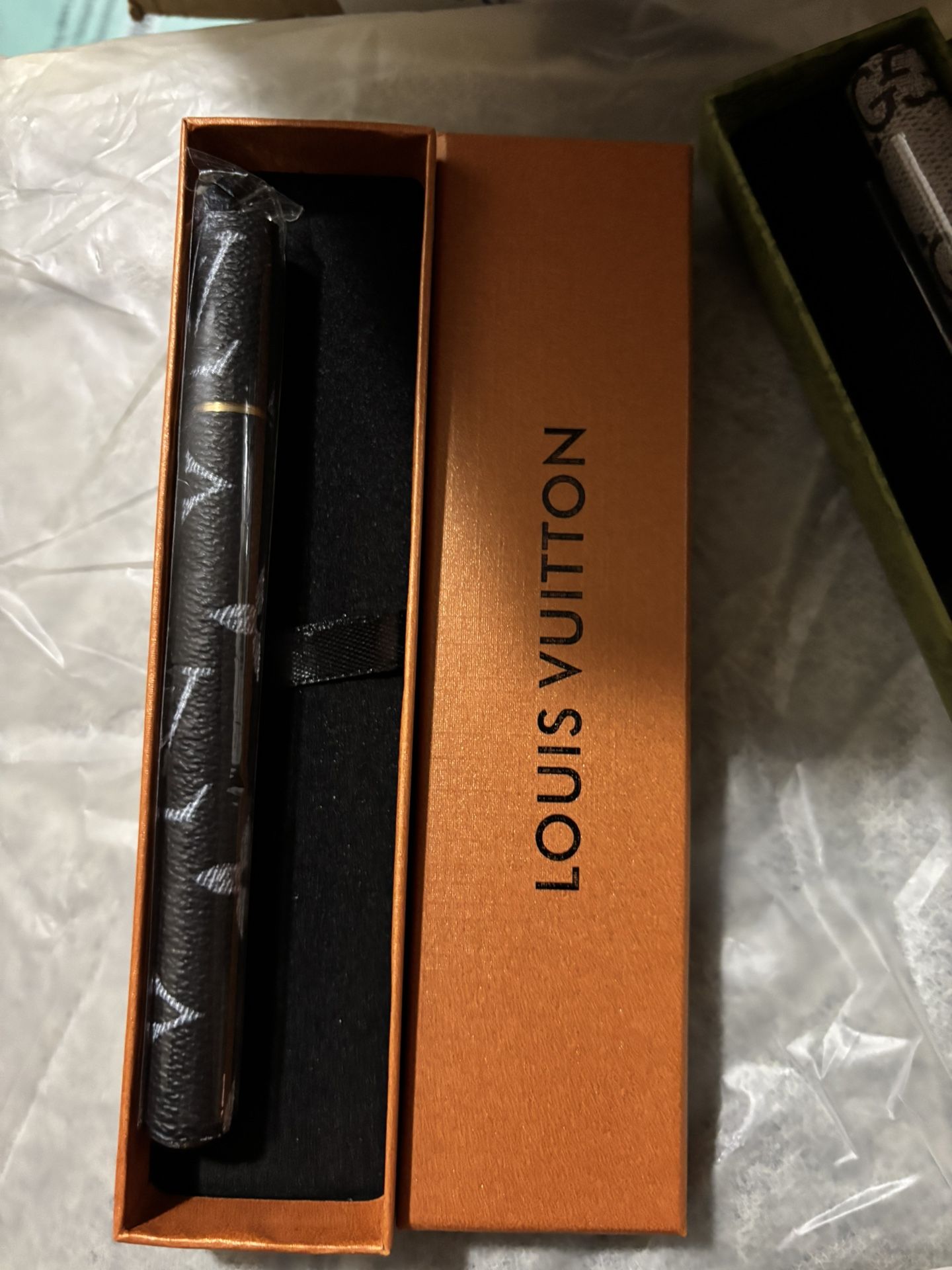 L.v and Gucci brand new ballpoint pen new in box