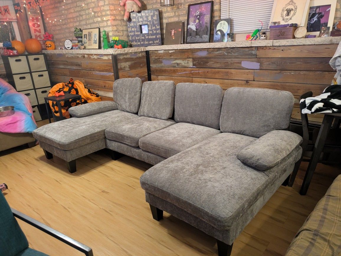New barely Used Grey Couch